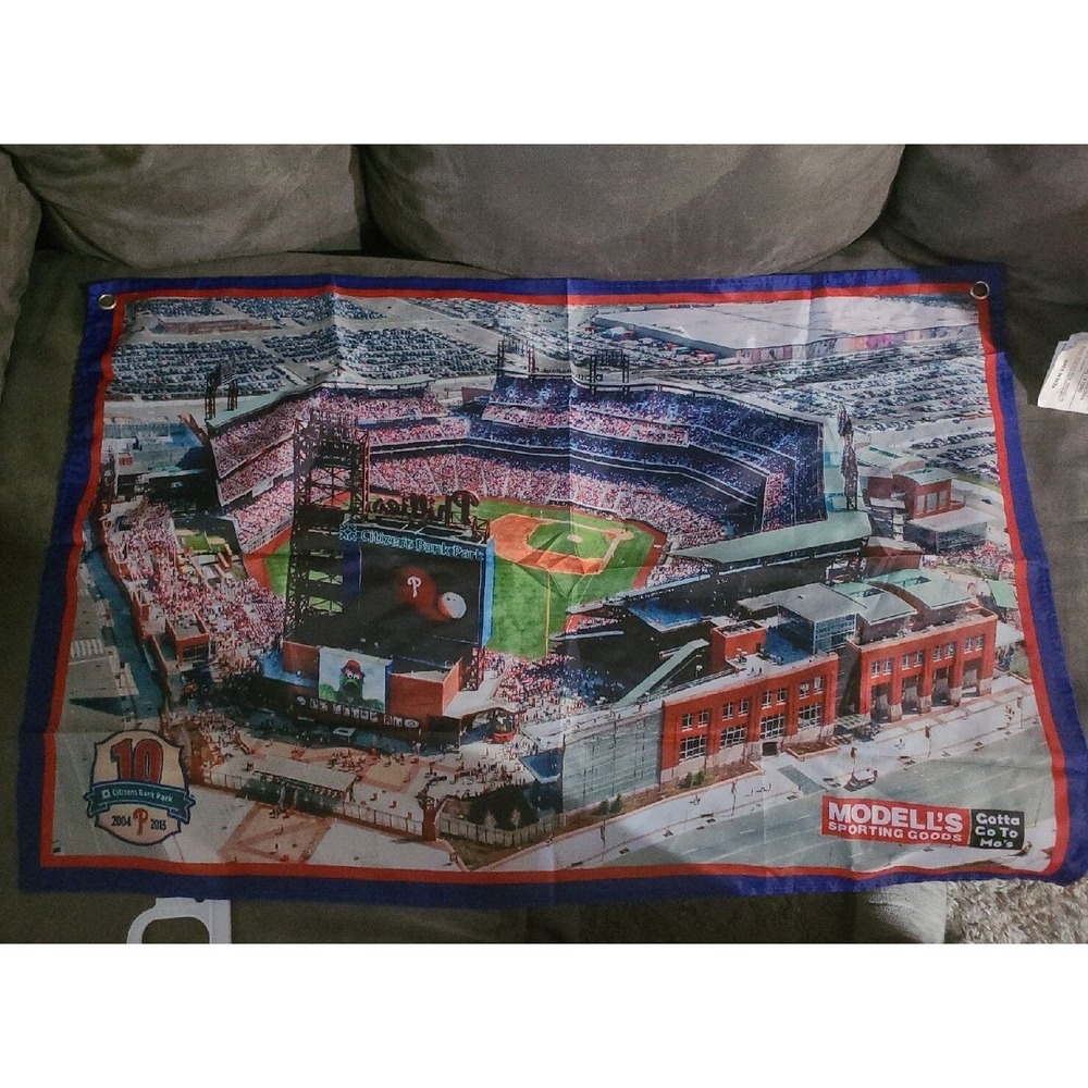 Modell's Phillies Flag